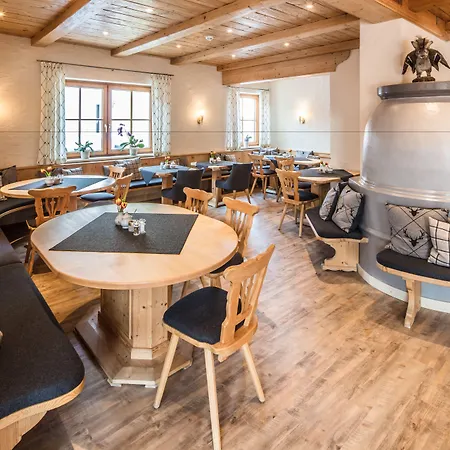 恩德哈特兰德酒店 酒店